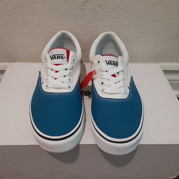 Vans - Picture 4 of 4